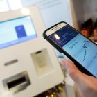 Efecto.- La criptomoneda bitcóin no se ha librado de sufrir consecuencias negativas por el escándalo de FTX.