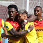 Aucas jugó su último partido del torneo, contra Barcelona, con cuatro extranjeros y un nacionalizado en cancha.