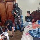 Acción.- La Policía Nacional detiene a una persona acusada de ciberdelito.