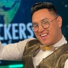 Para algunos puede ser acoso, para él simplemente es buscar la noticia y conseguir su objertivo.