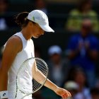 Iga tras perder ante Elena Rybakina por parciales de 6-3 y 6-1.