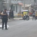 Al momento se desconocen las causas de estos crímenes. Policías aún realizan las investigaciones preliminares.