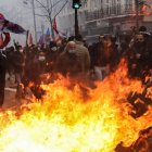Disturbios al término de la manifestación de kurdos tras el tiroteo mortal