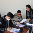 Proceso. Jóvenes que participan de las capacitaciones del CNE.