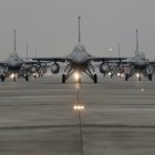 Foto de archivo de aviones de combate de la Fuerza Aérea de Taiwán durante un simulacro militar. EFE / RITCHIE B. TONGO