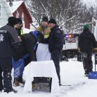 Vista de organismos de socorro atendiendo la emergencia causada por la tormenta invernal en Buffalo, Nueva York, el 26 de diciembre de 2022.