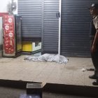 Balzar. La adolescente aparece tirada cerca del lugar donde vendía.