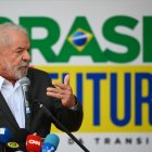 El presidente electo de Brasil, Luiz Inácio Lula da Silva, se alista para su posesión