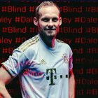 El defensa Daley Blind ya luce la camiseta del Bayern Múnich.