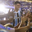 Luis Suárez, delantero uruguayo, durante su presentación con Gremio.