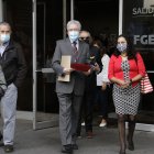 Archivo. Miembros de la Comisión Anticorrupción en diligencia en Fiscalía.