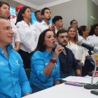 Marcela Aguiñaga y Aquiles Álvarez, juntos en el lanzamiento de su campaña electoral para las seccionales.