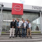 Grupo.- Los expertos que llegaron a Ecuador para estudiar las vías del país.