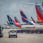 Fotografía de archivo que muestra actividad de aviones en el Aeropuerto Internacional de Miami, Florida. EFE/ Giorgio Viera