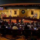 Fotografía de archivo en la que se registró una vista general de la Asamblea Legislativa de El Salvado, en San Salvador (El Salvador). EFE/Rodrigo Sura