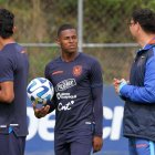 Patrickson Delgado, volante de la Tricolor sub-20, habló con los dirigentes del Ajax para estar en el Sudamericano.