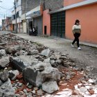 Peatonal descuidada en sector de la avenida Martha de Roldós.