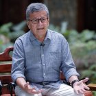 Foto de archivo del negociador del Ejército de Liberación Nacional (ELN) Israel Ramírez Pineda, alias "Pablo Beltrán". EFE/Ernesto Mastrascusa