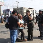 Guayaquil. Parientes de los adolescentes llegaron hasta el lugar.