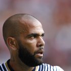 La medida fue tomada al considerar que presenta un elevado riesgo de fuga, dadas sus capacidades económicas y que reside fuera de España.