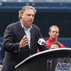 Levine ha sido presidente de los Yankees durante más de 20 años y es reconocido mundialmente como uno de los ejecutivos más exitosos en la industria del deporte