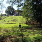 Escena del crimen. En la imagen, el predio en el que residía Carlos Kada y donde fue ayer asesinado.