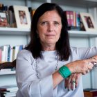 Nació en 1960. Es escritora, guionista y dramaturga.