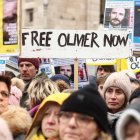 Miles se reunieron para causar presión por el arresto de Vandecasteele.