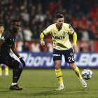 El Fenerbahce mantiene la presión sobre el líder Galatasaray