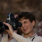 Los F resulta un homenaje a la cinta italiana dramática Cinema Paradiso (Nuovo Cinema Paradiso), de 1988, ganadora del Óscar a mejor película de habla no inglesa.