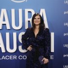 La cantante italiana Laura Pausini posa a su llegada al estreno de su película "Laura Pausini - Un placer conocerte", en abril de 2022 en Madrid.