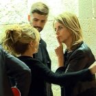 Momentos en que Monserrat Bernabeu reprende a Shakira mientras Piqué observa la escena.