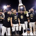 El home run de Harold Catro que le dio el campeonato 21 a los Leones. Épico e inolvidable.