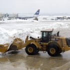 VIsta de un aeropuerto de EE.UU. afectado por una tormenta, en una fotografía de archivo. EFE/Shawn Thew