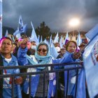Ciudadanos participan en los diferentes cierres de campaña electoral.