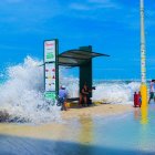 Esta vez, por alrededor de 15 días el mar de Salinas se comportó de una forma “más agresiva”, como la catalogaron muchos. Hubo oleaje y aguaje. Pero debido a que estos fenómenos son relativamente comunes, la ciudadanía cuestiona que no se hayan tomado medidas antes ni ahora.