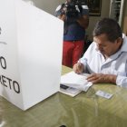 Don Bolívar Yance , quien vive en Sauces IV es el primer ciudadano en ejercer el Voto en Casa
