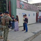 Incertidumbre. A pesar del incremento de uniformados, la ciudadanía mostraba su recelo en Puerto López.