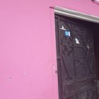 El ataque ocurrió con un arma de fuego, tipo fusil, las víctimas estaban bebiendo.