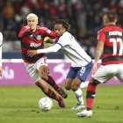 Pedro (2-L) of Flamengo in action against Andre Carrillo (2-R) of Al Hilal during the FIFA Club World Cup semi final match between CR Flamengo and Al Hilal SFC in Tangier, Morocco, 07 February 2023. (Mundial de Fútbol, Marruecos, Tánger) EFE/EPA/Mohamed Messara