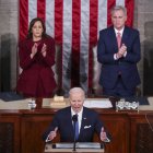 El presidente de los Estados Unidos, Joe Biden pronuncia el discurso sobre el Estado de la Unión. EFE/EPA/MICHAEL REYNOLDS