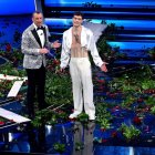 Momentos en que el artista italiano se disculpa por su comportamiento.