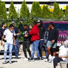 Vista de un grupo de inmigrantes enviados por Florida a Martha"s Vineyard, en Massachusetts, en una fotografía de archivo. EFE/Cj Gunther