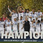 Real Madrid tiene 5 Mundial de clubes y 3 intercontinentales.