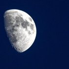 El equipo científico apuesta por el polvo lunar como posible alternativa para dar sombra a la Tierra.