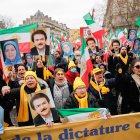 Miles de manifestantes se tomaron las calles de París