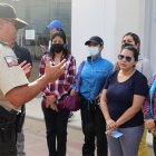 La Policía. Da detalles a la comunidad sobre como operarán en el cuartel