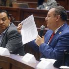 Apertura. El ministro del Interior, Juan Zapata, aunque defendió los cambios efectuados.