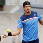 Gómez viene de llegar a cuartos de final del torneo de Dallas.



(France), 27/09/2020.- Emilio Gomez of Ecuador in action against Lorenzo Sonego of Italy during their menís first round match during the French Open tennis tournament at Roland ?Garros in Paris, France, 28 September 2020. (Tenis, Abierto, Francia, Italia) EFE/EPA/IAN LANGSDON French Open tennis tournament at Roland Garros