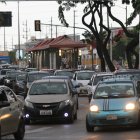 El caos vehicular en la avenida Domingo Comín se acentúa a partir de las 19:00.